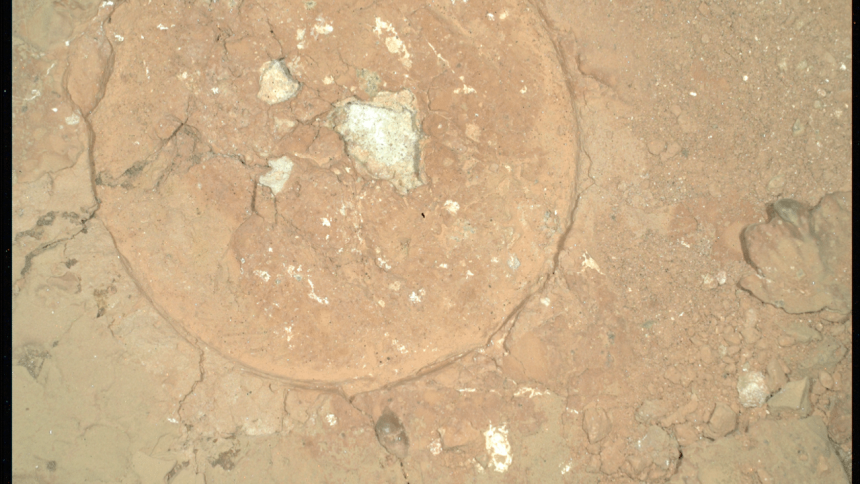 Mysterious Green Spots on Mars: Ancient life or strange chemistry?