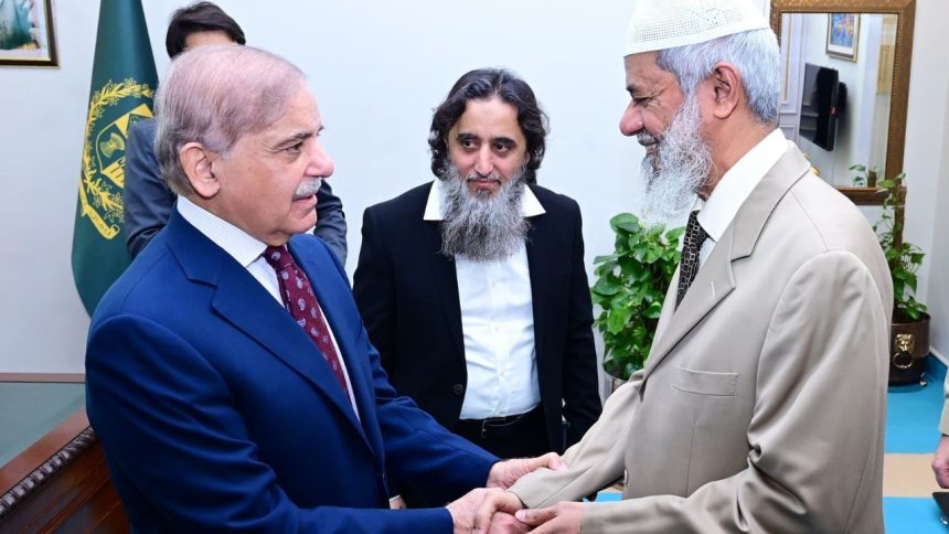 Zakir Naik praises India after Pakistan Airlines denies discount on extra baggage