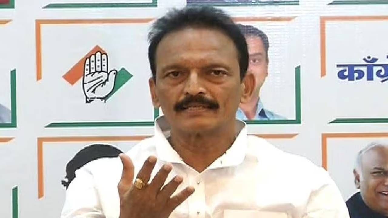 Congress MLC’s ‘dog’ remark against EC sparks BJP outrage, formal complaint filed Congress MLC’s ‘dog’ remark against EC sparks BJP outrage, formal complaint filed