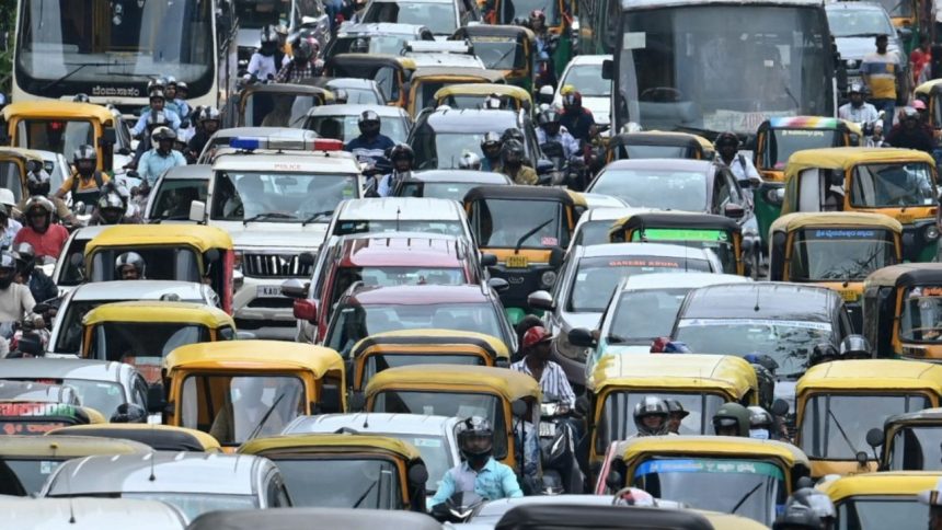 Bengaluru choked from post-Diwali traffic congestion | People raise questions
