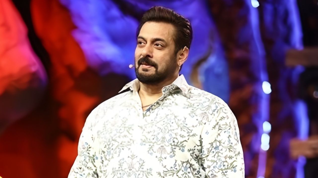 Bigg Boss 18 Shukravaar Ka Vaar Diwali Special LIVE: Wildcards enter, Shehzada out Bigg Boss 18 Shukravaar Ka Vaar Diwali Special LIVE: Wildcards enter, Shehzada out