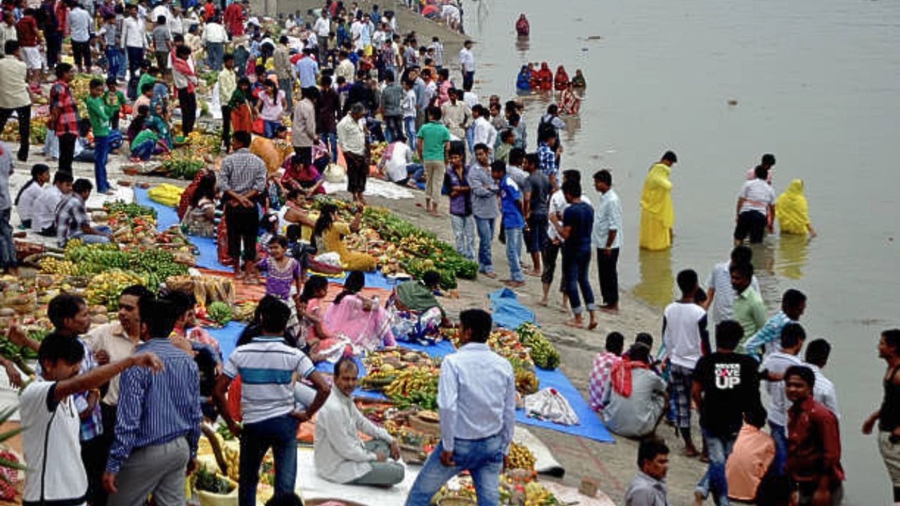Delhi: November 7 declared as public holiday on account of ‘Chhath Pooja’ Delhi: November 7 declared as public holiday on account of ‘Chhath Pooja’