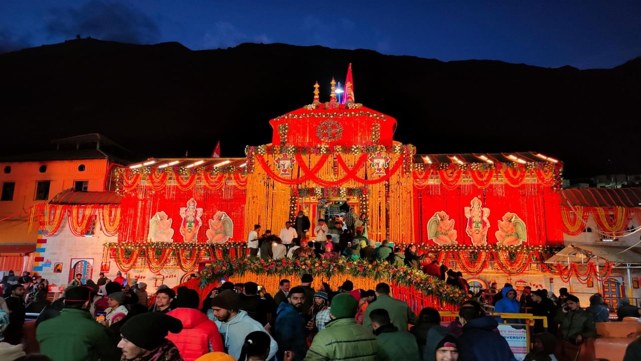Diwali celebrations light up Kedarnath-Badrinath shrines today with great enthusiasm