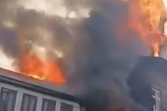 Fire engulfs mosque and homes in J&K’s Anantnag, investigation launched