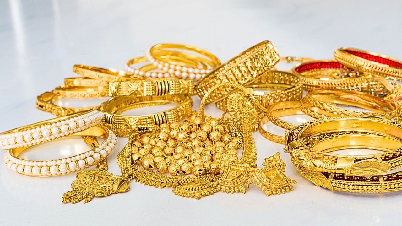 Bengaluru family loses gold and cash while they were celebrating birthday