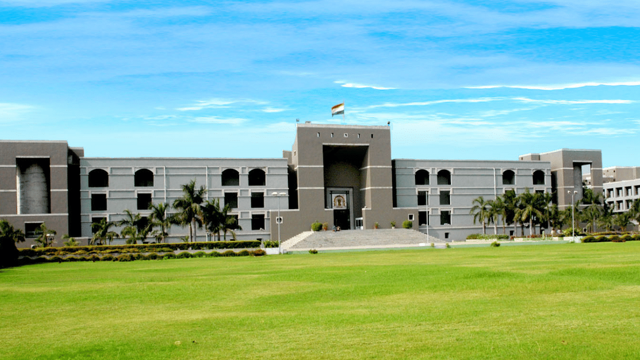Gujarat HC refuses custody of minor son brought to India by mother to Pakistani man