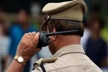 Clash between Congress-Shiv Sena Shinde faction workers in Dharavi, several injured