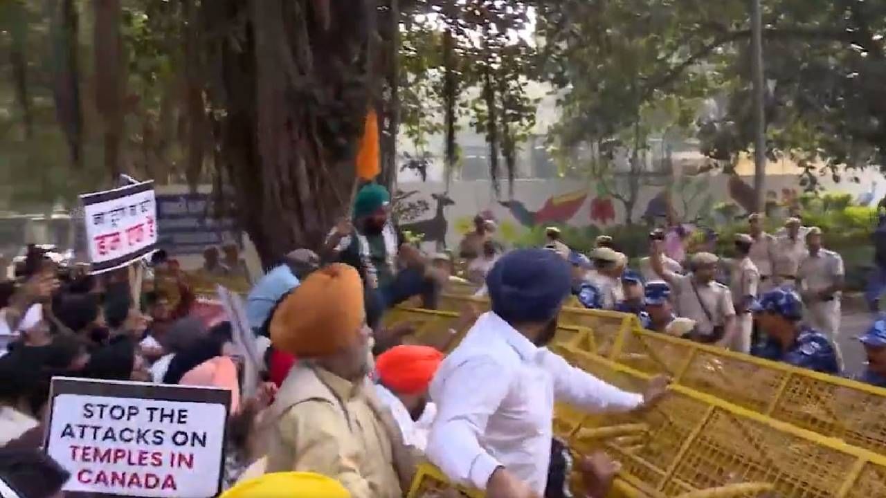 Watch: Hindu Sikh Global Forum protests outside Canadian High Commission in New Delhi