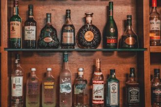 Delhi pre-Diwali liquor sale hits new high, generates whopping Rs 448 cr