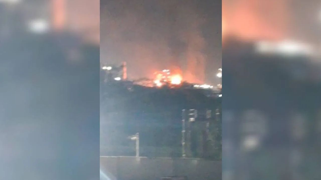 Explosion at Mathura refinery leaves 10 workers injured; three critical Explosion at Mathura refinery leaves 10 workers injured; three critical
