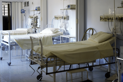 Pregnant woman ‘forced’ to clean blood-stained hospital bed after husband’s death
