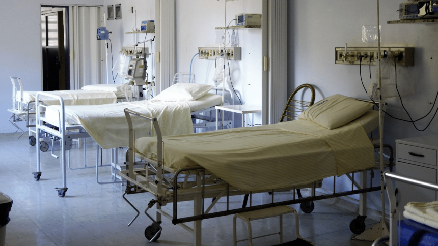 Pregnant woman ‘forced’ to clean blood-stained hospital bed after husband’s death