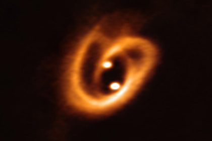 Astronomers decipher mysterious outbursts from protostar
