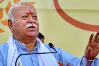 Mohan Bhagwat visits Ram Yantram Ratha Yatra, assures RSS support