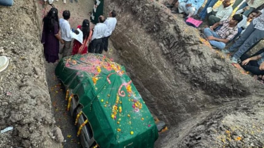 ‘Rs 4 lakh, 1,500 guests’: Gujarat farmer buries car in unique tribute ceremony