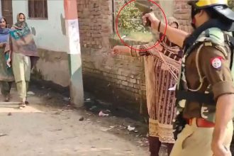 Meerapur assembly bypoll: Police officer points gun at women in viral video, Akhilesh demands action