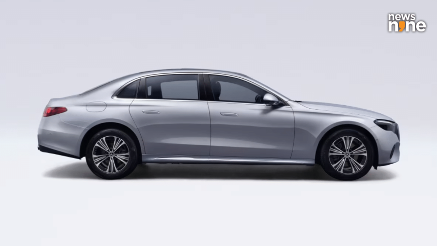 Base Mercedes Benz E-Class Drops The Superscreen In India