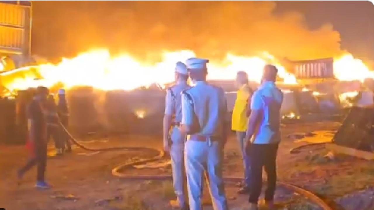 Hyderabad: Massive fire erupts at Kamson Hygiene industry in Nandigama Hyderabad: Massive fire erupts at Kamson Hygiene industry in Nandigama