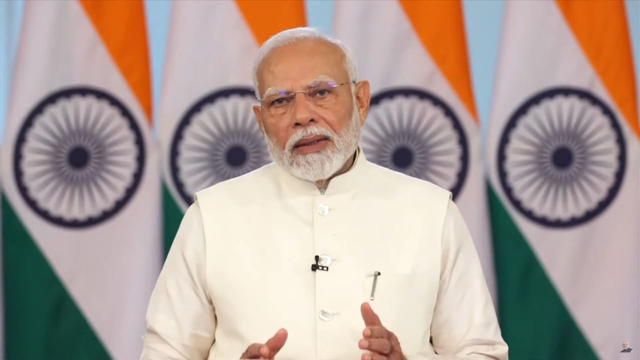 PM Modi calls on Uttarakhand residents, tourists to support development PM Modi calls on Uttarakhand residents, tourists to support development