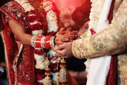 After Jaimala ceremony, graduate bride rejects 10th class fail groom in UP
