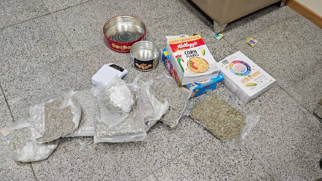 DRI seizes Marijuana from two passengers at Hyderabad Airport DRI seizes Marijuana from two passengers at Hyderabad Airport