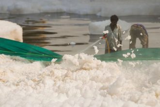 Toxic foam fills Yamuna ahead of Chhath Puja, BJP blames Delhi govt for pollution