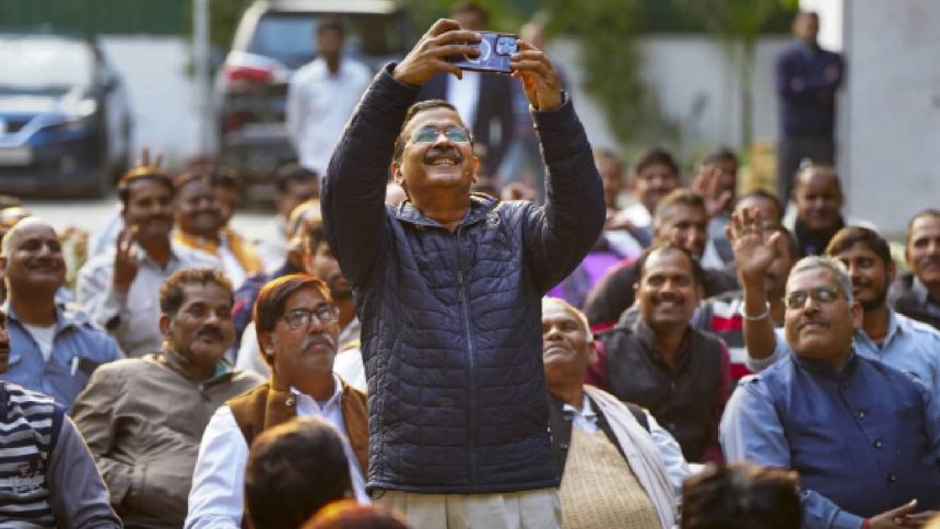 Kejriwal announces Rs 10 lakh insurance for Delhi auto drivers in big poll promise