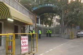 DPS RK Puram, GD Goenka schools get bomb threat in Delhi; students asked to go home