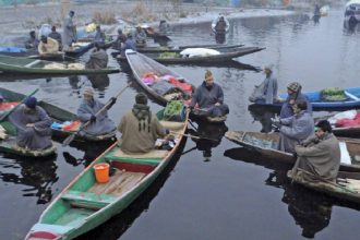 Srinagar records coldest December night in over two decades with -8.5 degree Celsius