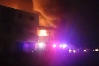 Fire erupts in Mumbai godown; 8 fire engines, water tankers on scene to douse flames