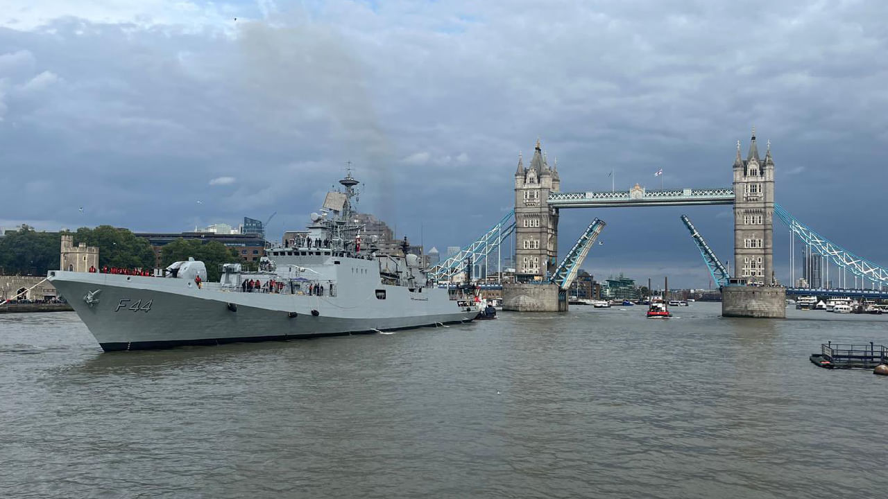 Book review: Command of a Warship Book review: Command of a Warship