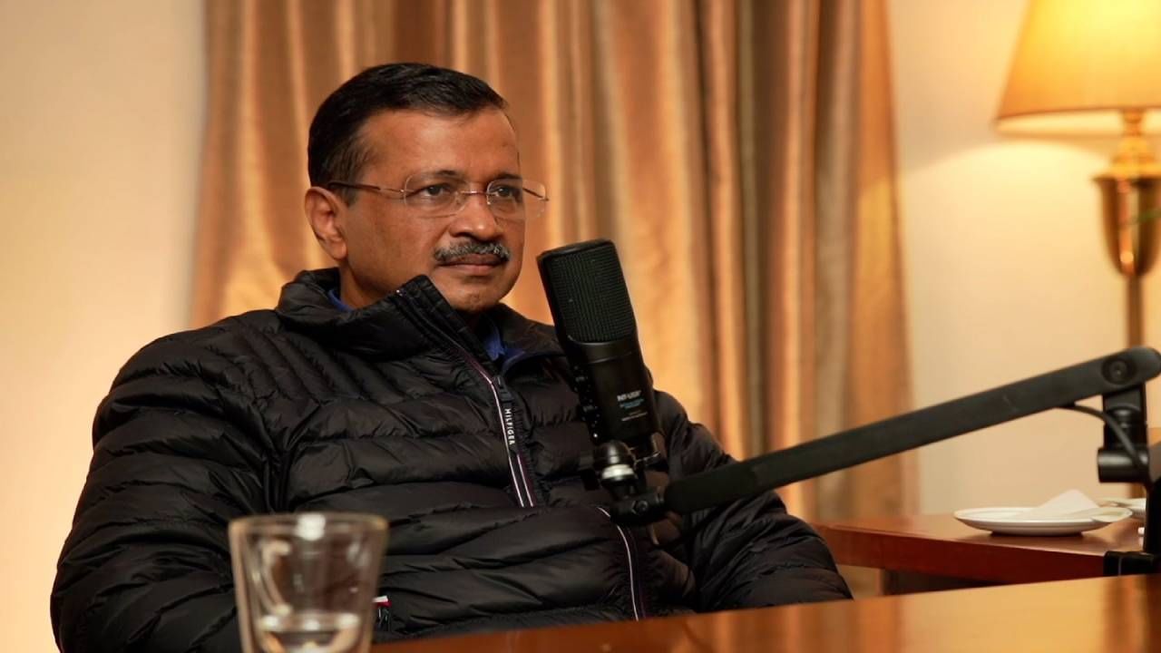 Rs 18,000 per month to Priests & Granthis: Kejriwal’s big announcement before polls Rs 18,000 per month to Priests & Granthis: Kejriwal’s big announcement before polls