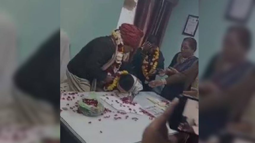Kota man retires to care for sick wife, she passes away at his farewell party | Watch