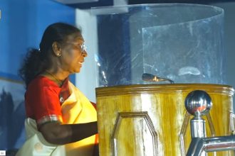 President Muru recalls Navy’s valour during 1971 Indo-Pak war, pays homage to martyrs 3 President Muru recalls Navy’s valour during 1971 Indo-Pak war, pays homage to martyrs