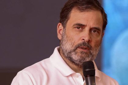 Rahul Gandhi meets family of Hathras gangrape-murder victim