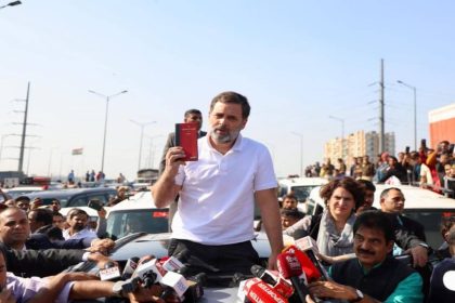Was ready to go Sambhal alone:  Rahul Gandhi after being stopped at Ghazipur border