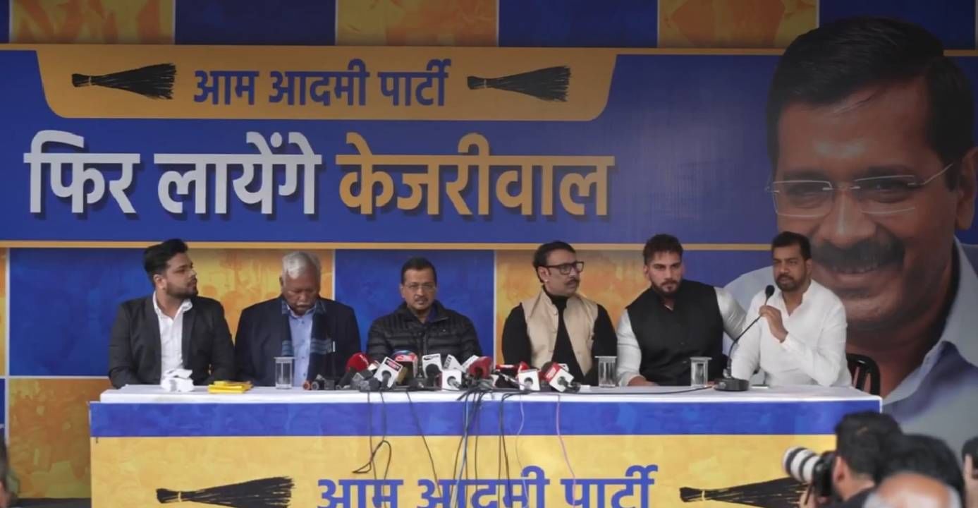 Fitness influencer Rohit Dalal, 80 bodybuilders join AAP ahead of Delhi elections Fitness influencer Rohit Dalal, 80 bodybuilders join AAP ahead of Delhi elections