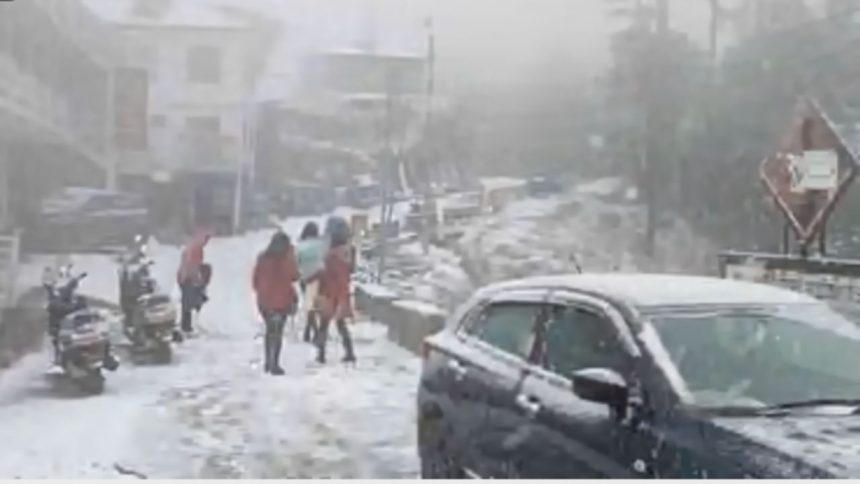 Snowfall in Uttarakhand’s higher hills: 2024 may bid farewell amidst cold and snow