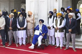 Badal penalised: Which prominent Sikh leaders have the Akal Takht punished before ?
