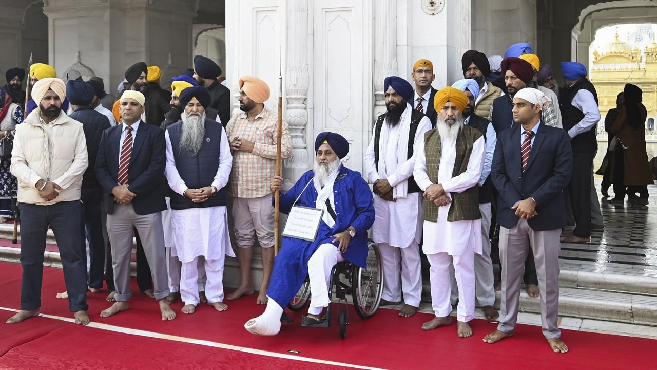 Badal penalised: Which prominent Sikh leaders have the Akal Takht punished before ?