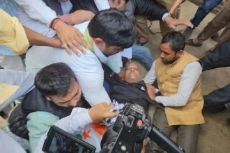 UP Congress chief Ajay Rai detained as police halt assembly siege; 1 dead 7 UP Congress chief Ajay Rai detained as police halt assembly siege; 1 dead
