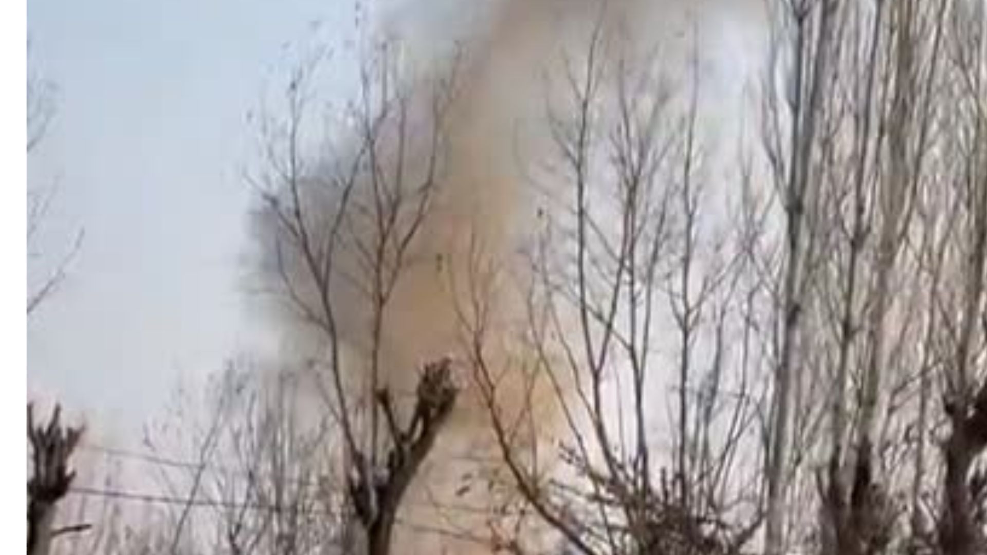 Watch: Bomb disposal squad defuses IED on Srinagar-Baramulla highway