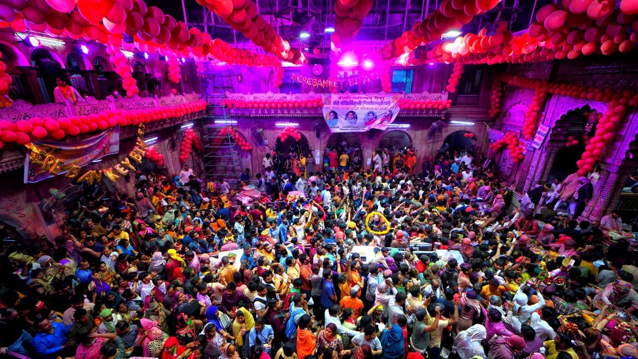 ‘No half-pants, mini skirts’: Banke Bihari temple urges visitors to dress modestly