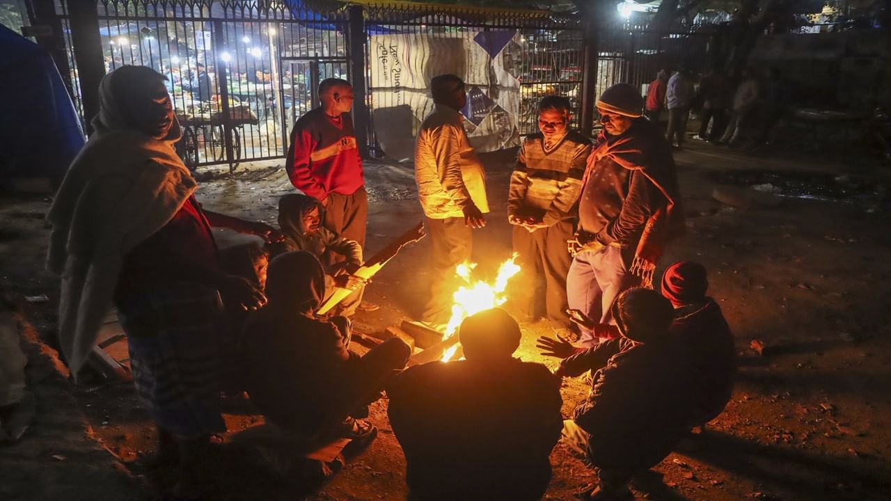 IMD Weather update: Dense fog in next 2-3 days as north India reels under cold wave