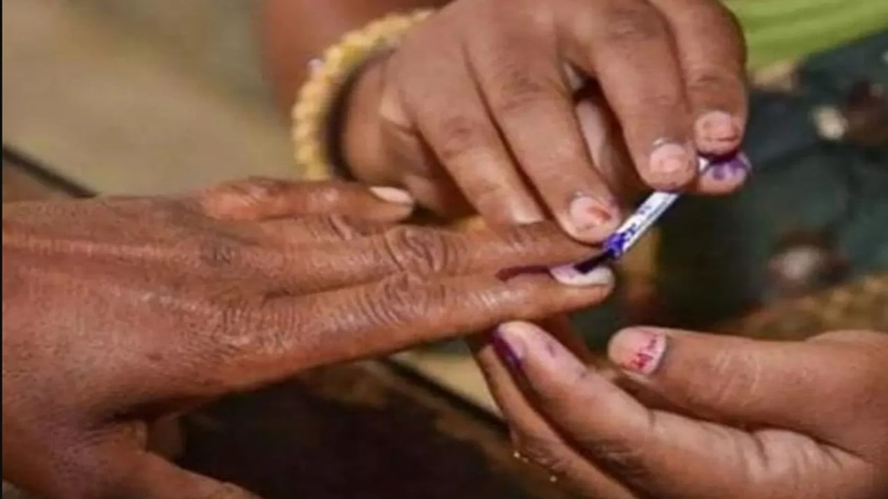 Requests for over 80K voter name deletions, 4.8 lakh new registrations: Delhi CEO Requests for over 80K voter name deletions, 4.8 lakh new registrations: Delhi CEO