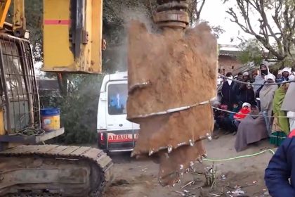 Time running out to rescue 5-year-old boy trapped in Rajasthan borewell for 3 days