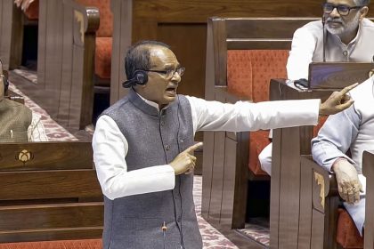Shivraj Chouhan vows MSP for all farm produce as farmers head to Delhi