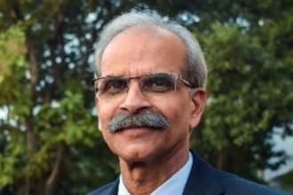 All about Virendra Tewari, IIT Kharagpur director at centre of faculty protests