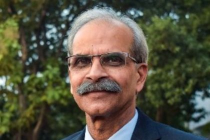 All about Virendra Tewari, IIT Kharagpur director at centre of faculty protests
