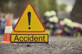 Eight dead, several injured as tempo rams into truck carrying iron rods in Nashik